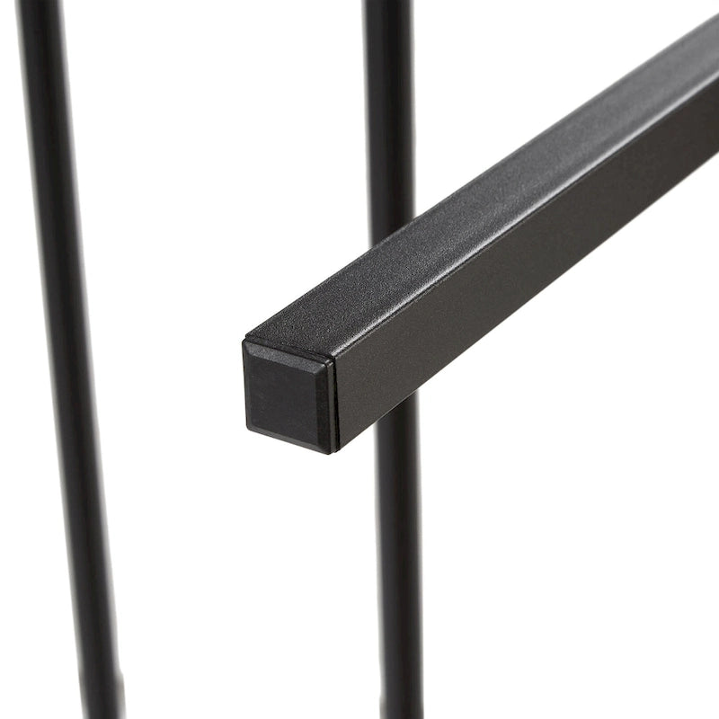 Lit double en métal avec tête et pied de lit en bois et port USB intégré