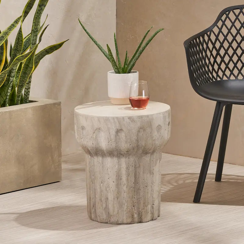 Table d'appoint décorative en béton léger intérieur/extérieur – 40 cm (L) x 46,5 cm (H)