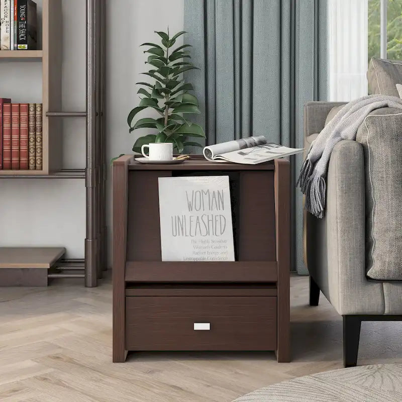 Table d'appoint moderne en noyer 45 cm, 1 étagère, avec porte-revues coulissant