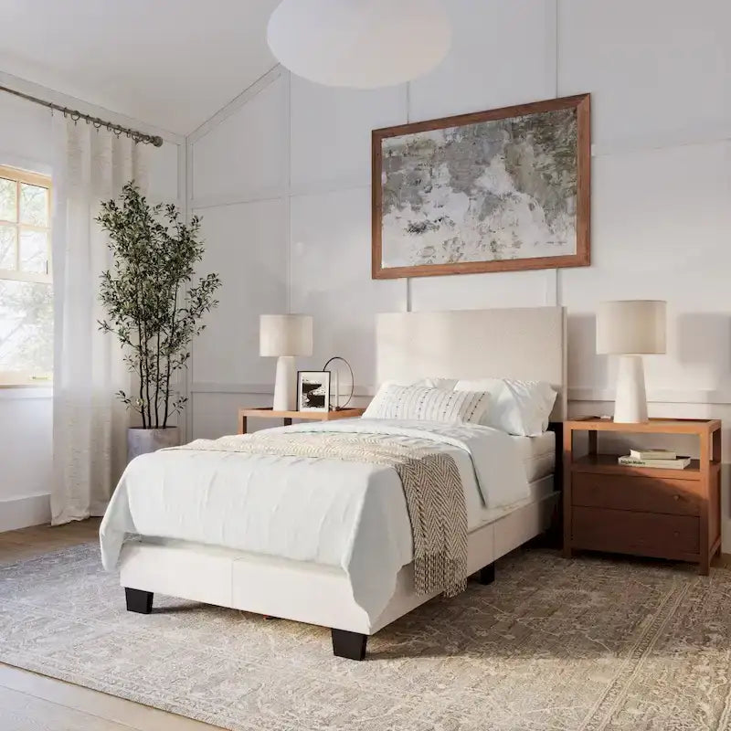Lit moderne simple avec tête de lit rembourrée, sommier tapissier requis
