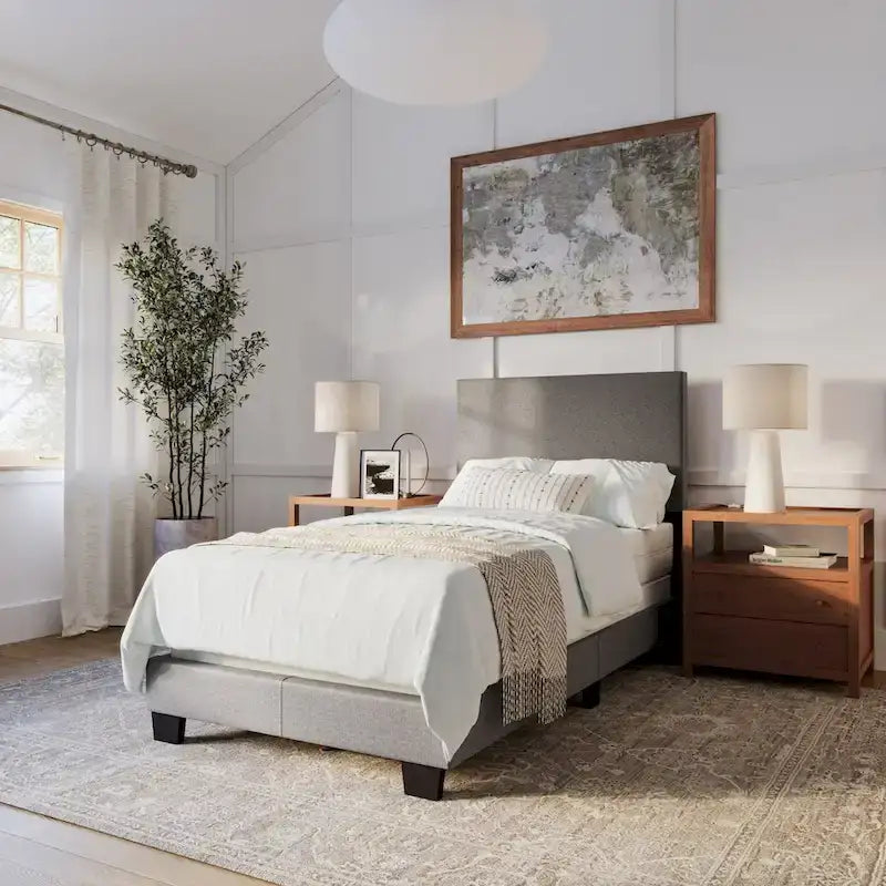 Lit moderne simple avec tête de lit rembourrée, sommier tapissier requis