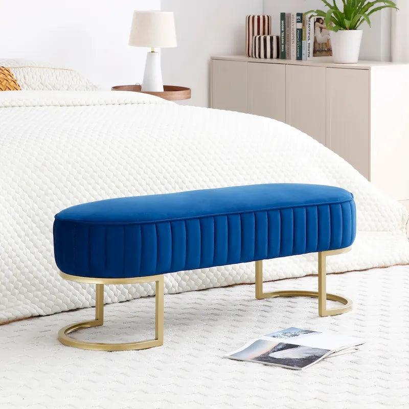 Banc de bout de lit ovale rembourré en velours avec pieds en métal doré, 122 cm