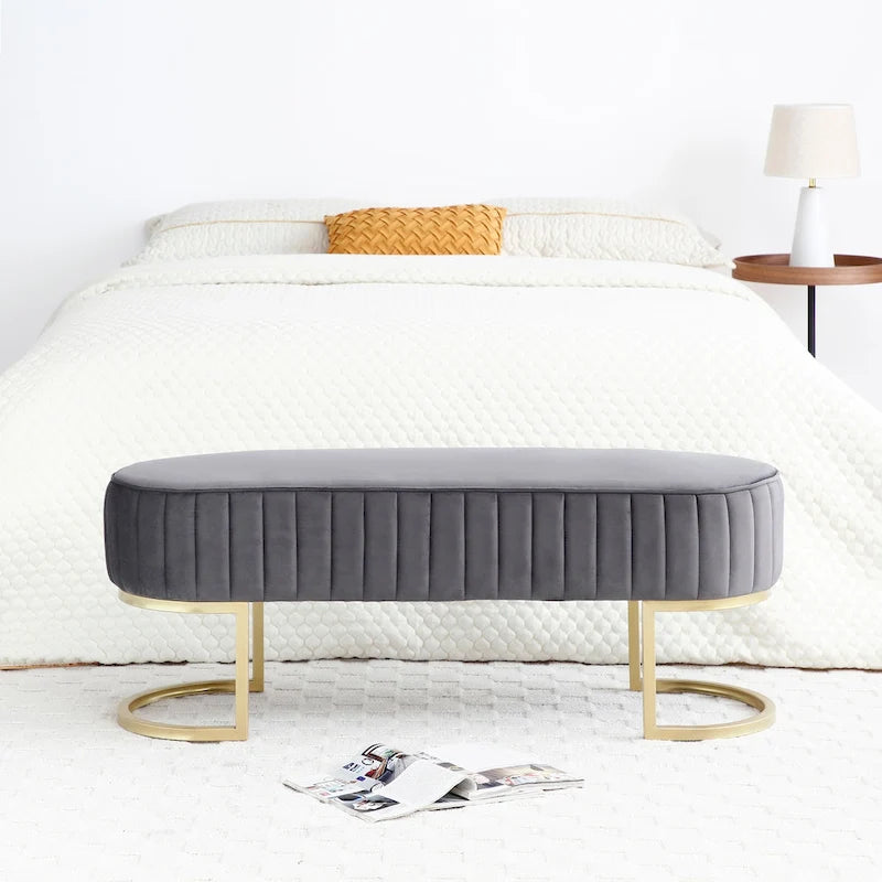 Banc de bout de lit ovale rembourré en velours avec pieds en métal doré, 122 cm
