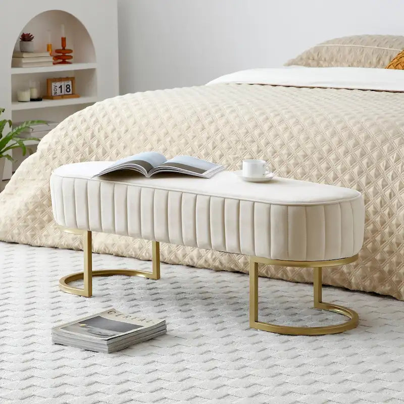 Banc de bout de lit ovale rembourré en velours avec pieds en métal doré, 122 cm